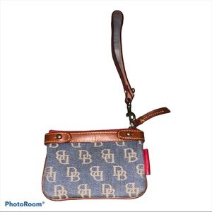 NWOT DOONEY & BOURKE AUTHENTIC WRISTLET